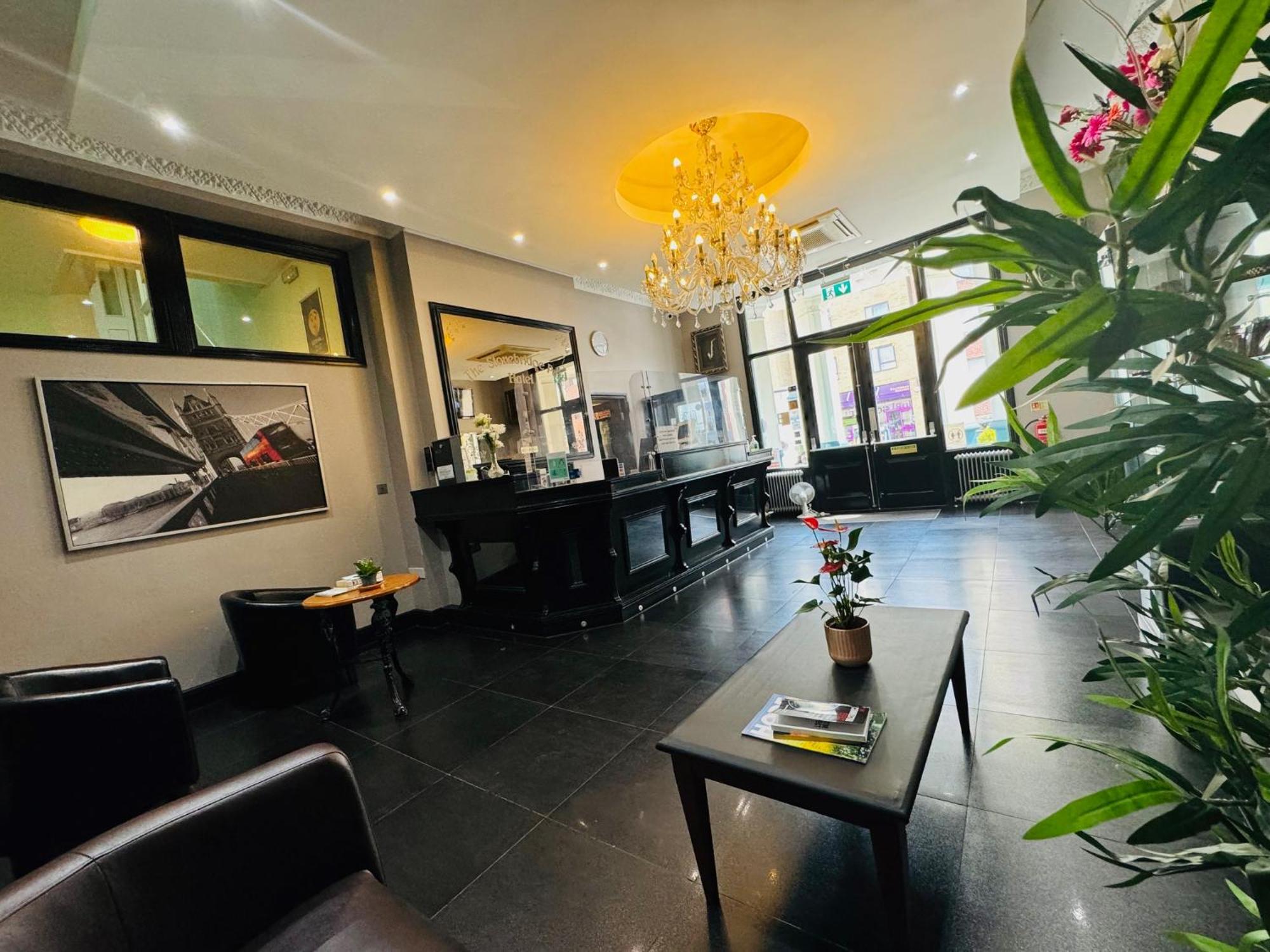 Bridge Park Hotel London Bagian luar foto