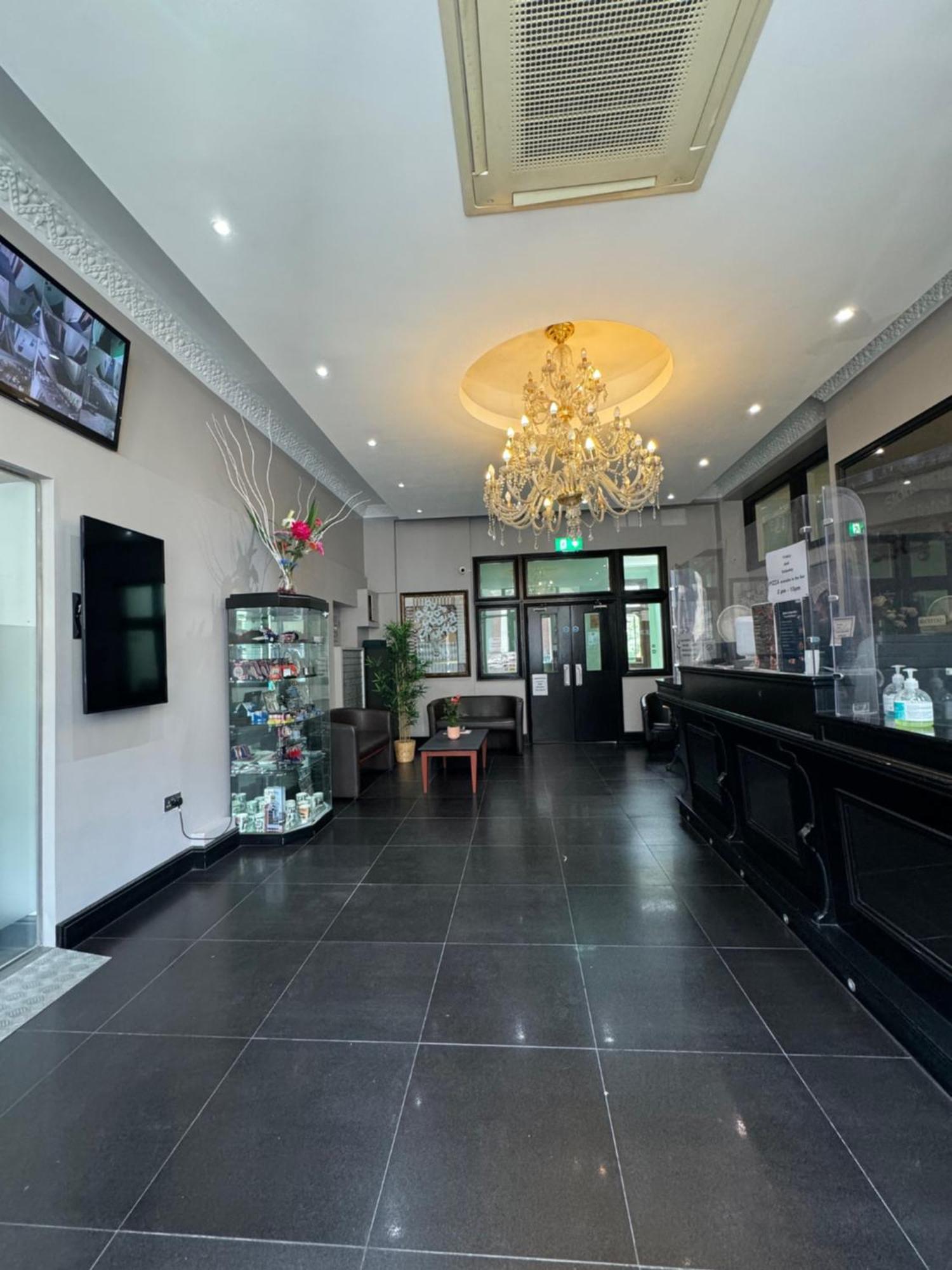 Bridge Park Hotel London Bagian luar foto