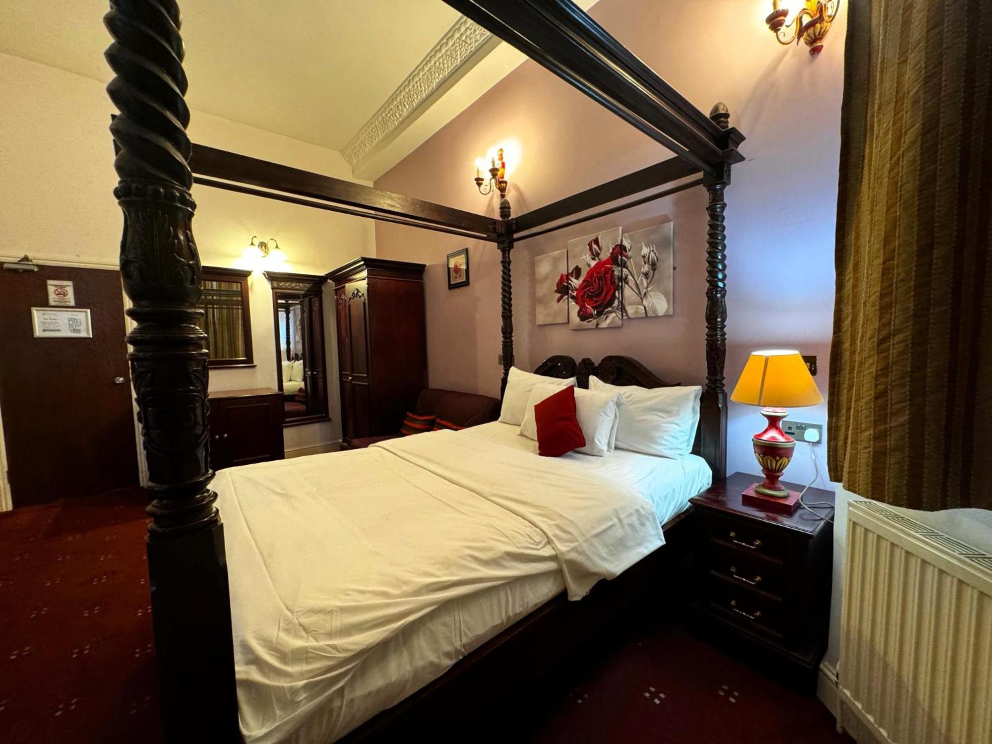 Bridge Park Hotel London Bagian luar foto