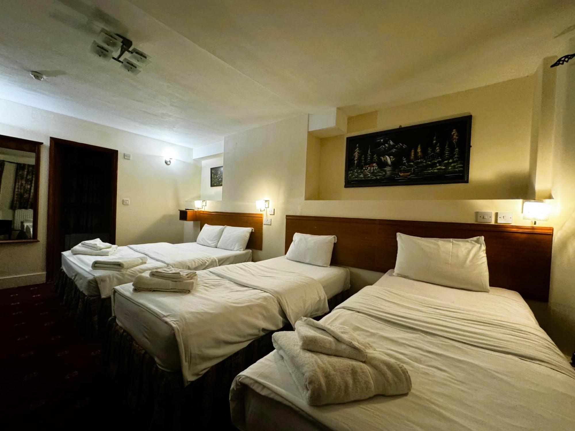 Bridge Park Hotel London Bagian luar foto