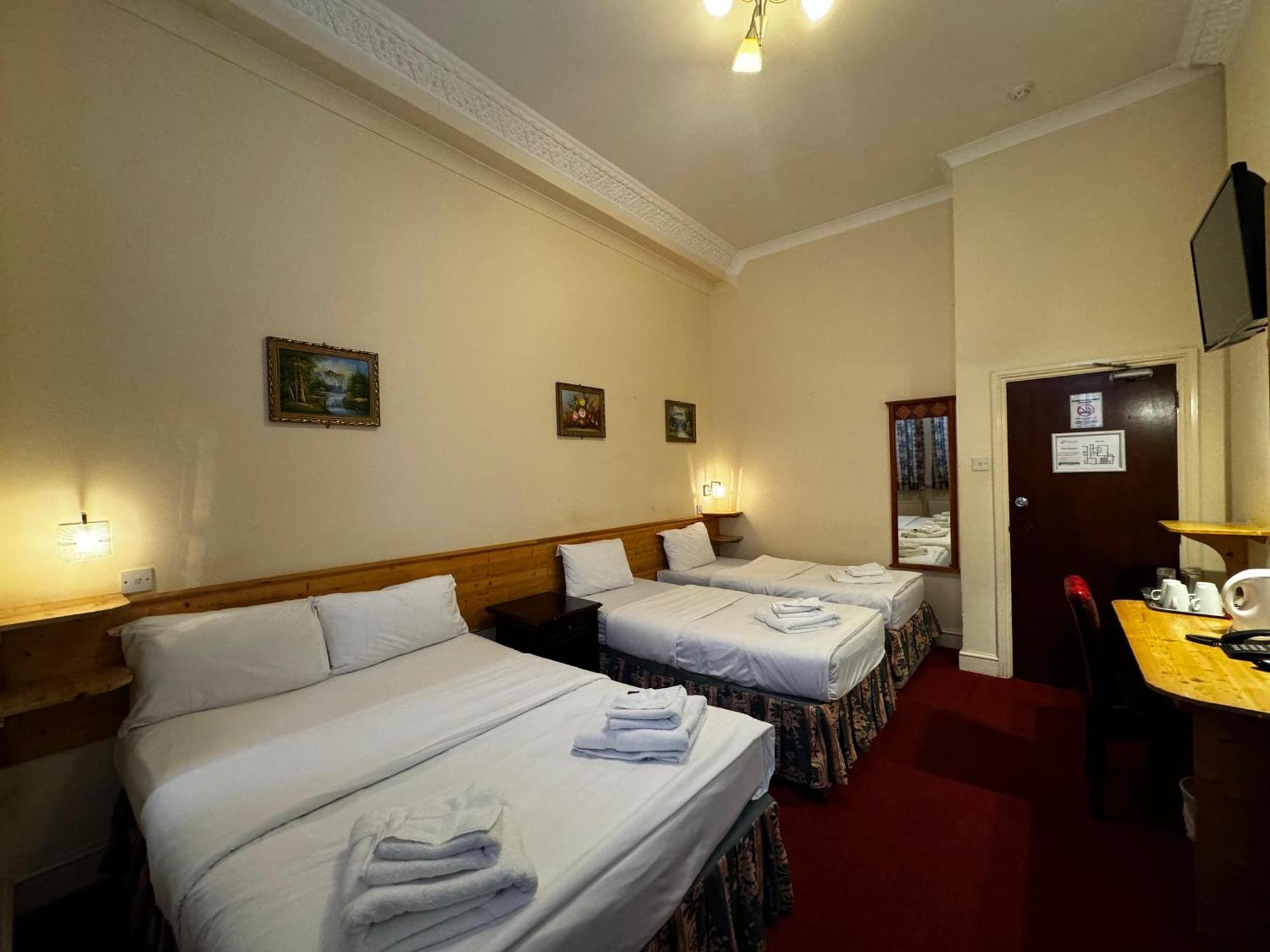 Bridge Park Hotel London Bagian luar foto