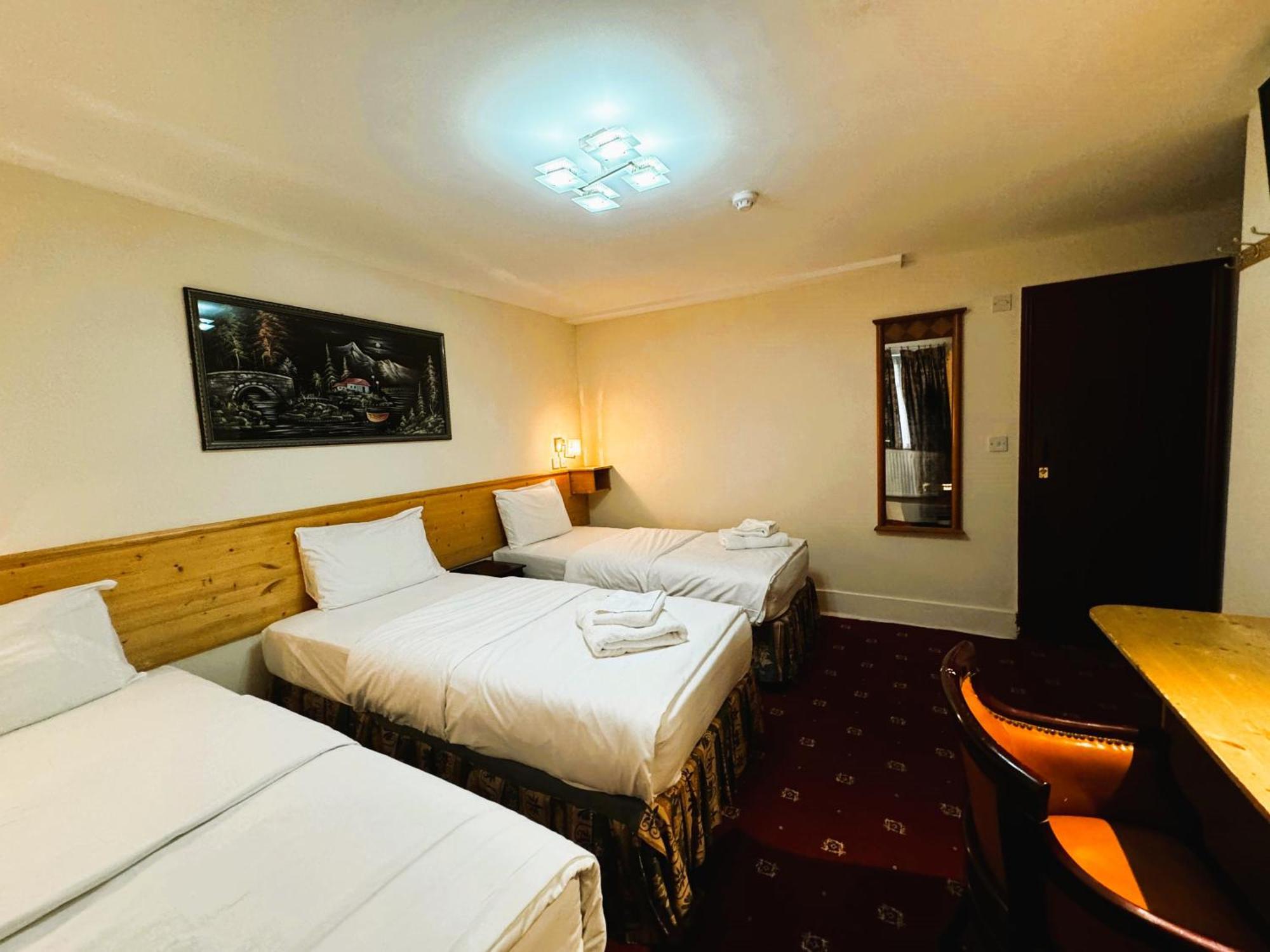 Bridge Park Hotel London Bagian luar foto