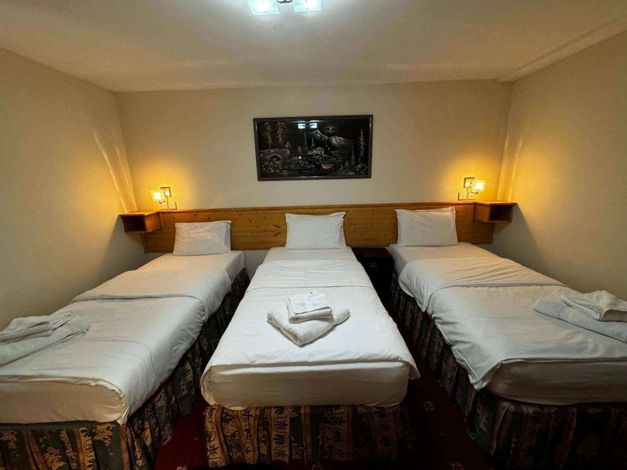 Bridge Park Hotel London Bagian luar foto