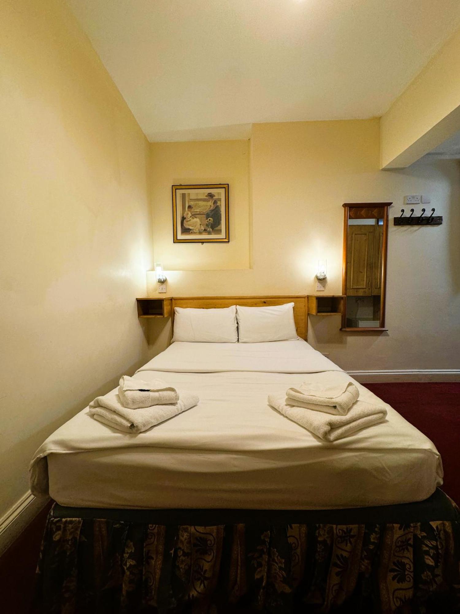 Bridge Park Hotel London Bagian luar foto