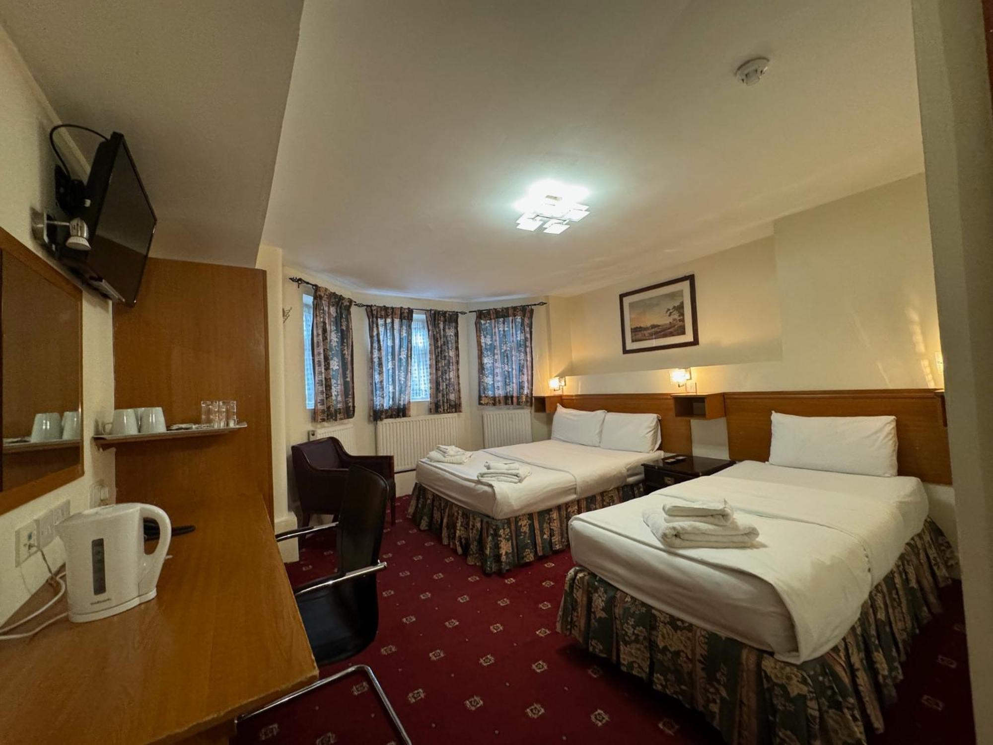 Bridge Park Hotel London Bagian luar foto